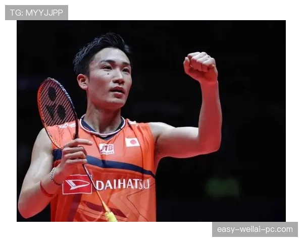 桃田贤斗训练完直接睡球场，这人是拿命在拼啊